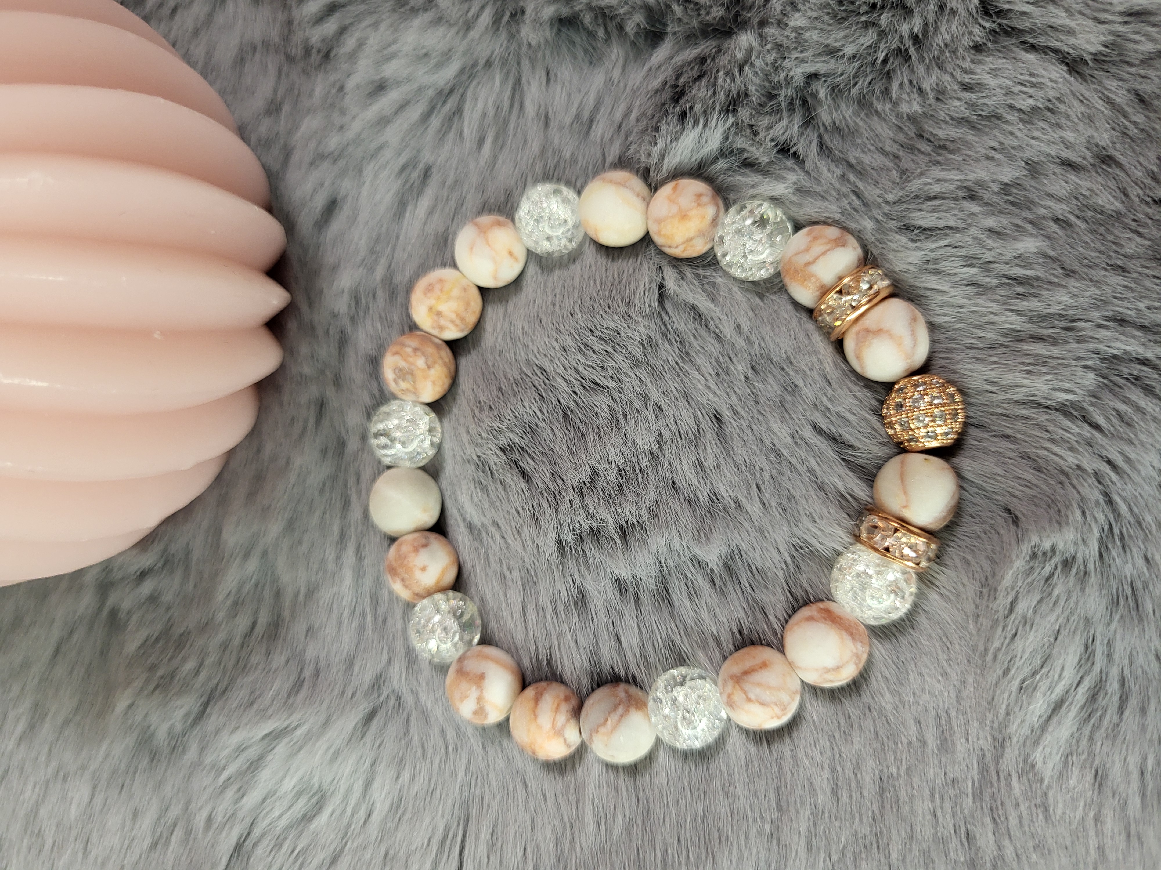 Selyemkő. rose gold gömbbel és köztesekkel